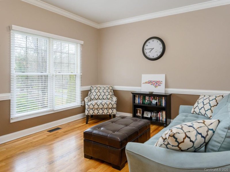 Property image 5 at 203 Weston Way, Asheville, NC 28803