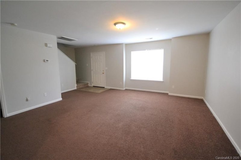 Property image 5 at 3922 Plainview Road, Charlotte, NC 28208