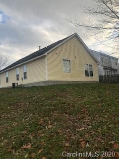 Property image 2 at 1919 Safflower Circle, Charlotte, NC 28262