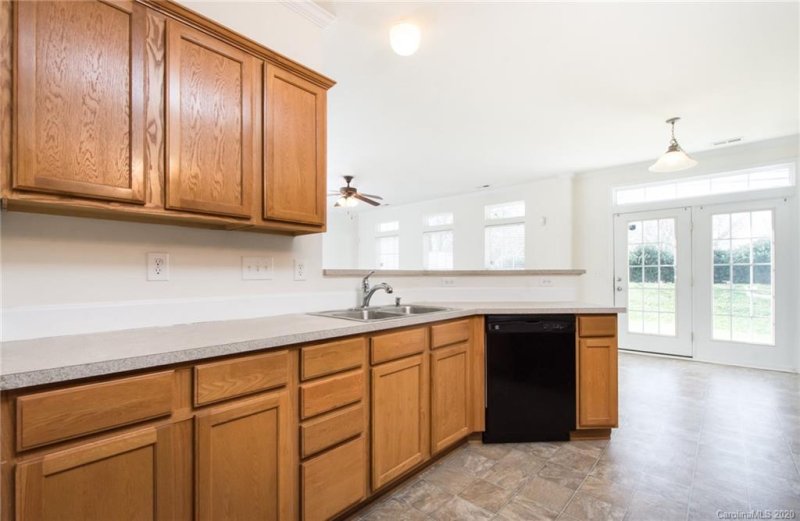 Property image 4 at 13607 Chester Lane, Charlotte, NC 28273