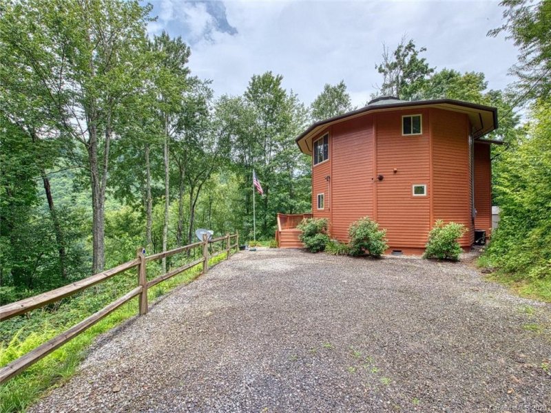 Property image 2 at 309 Irene Lane, Maggie Valley, NC 28751