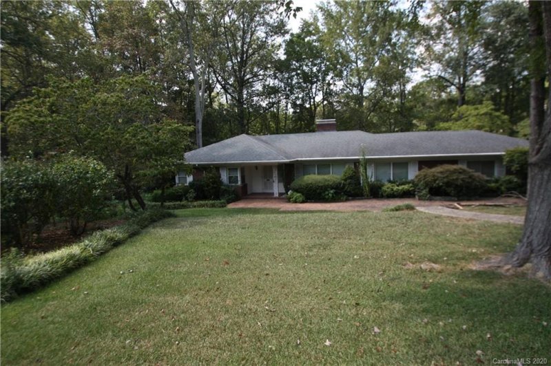 Property image 2 at 6000 Lansing Drive, Charlotte, NC 28270