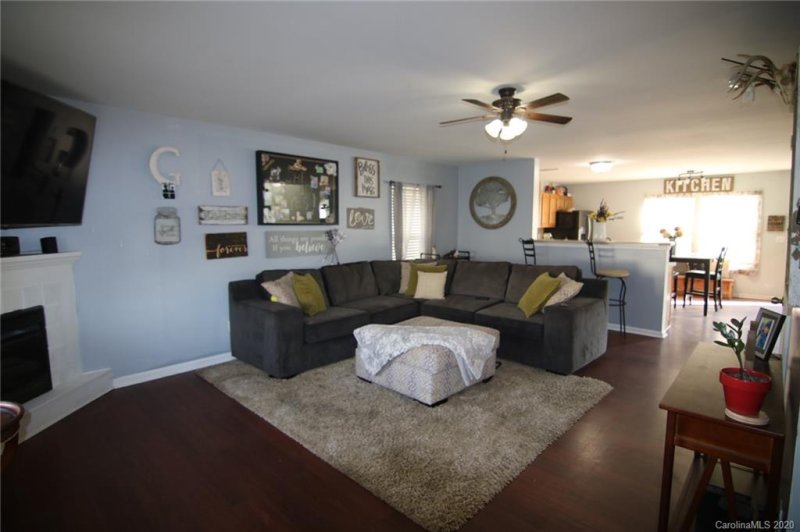 Property image 2 at 1425 Logan Patrick Court, Gastonia, NC 28052