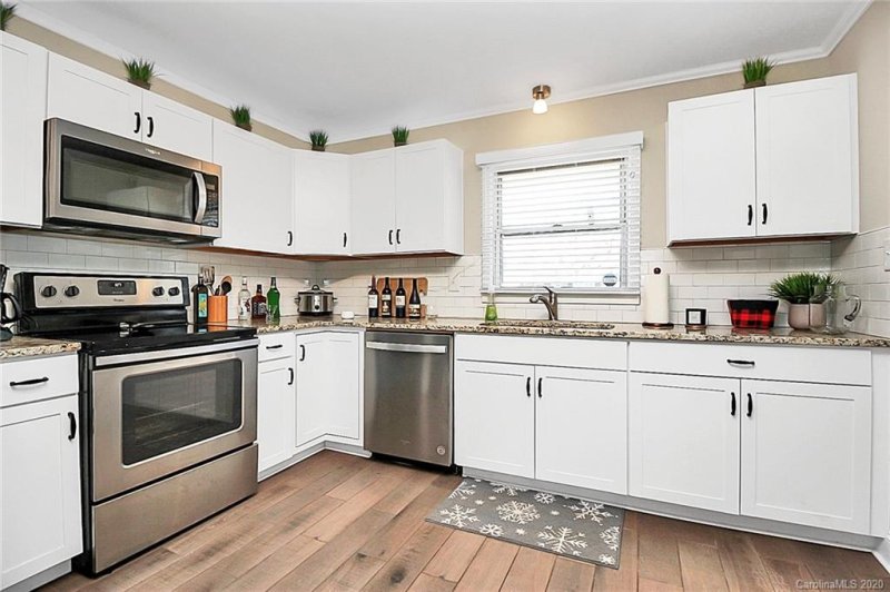 Property image 5 at 5339 Evanshire Drive, Charlotte, NC 28216