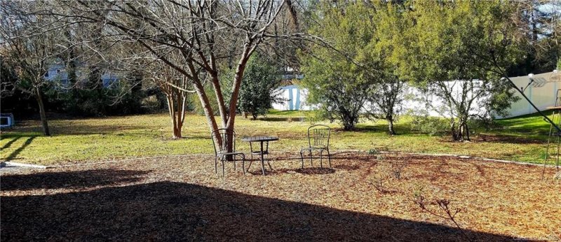 Property image 3 at 1221 Hillside Drive, Gastonia, NC 28052