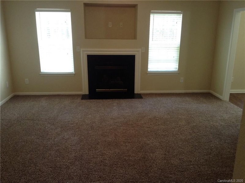 Property image 2 at 8425 Newfane Road, Charlotte, NC 28269