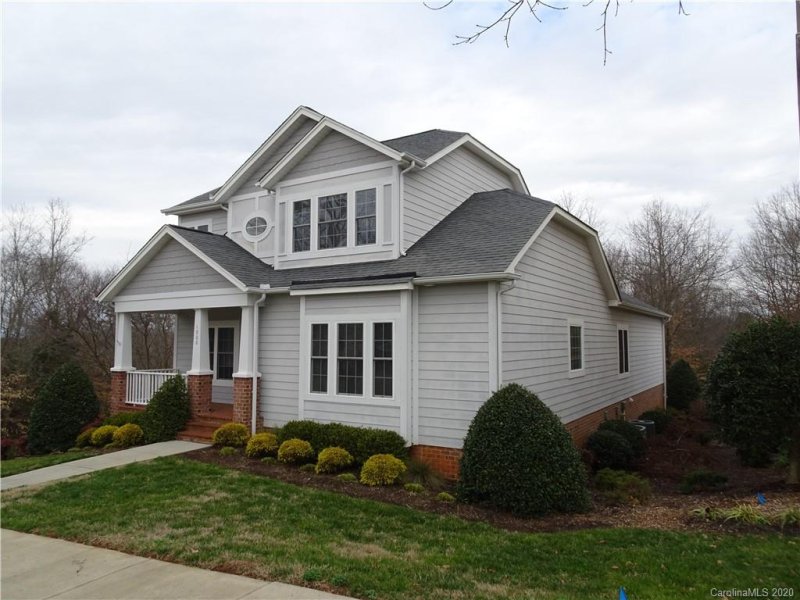 1908 4th Street Court