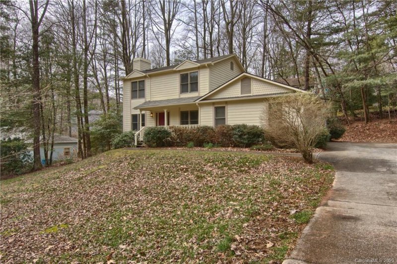 Property image 2 at 14 Turkey Toe Lane, Arden, NC 28704