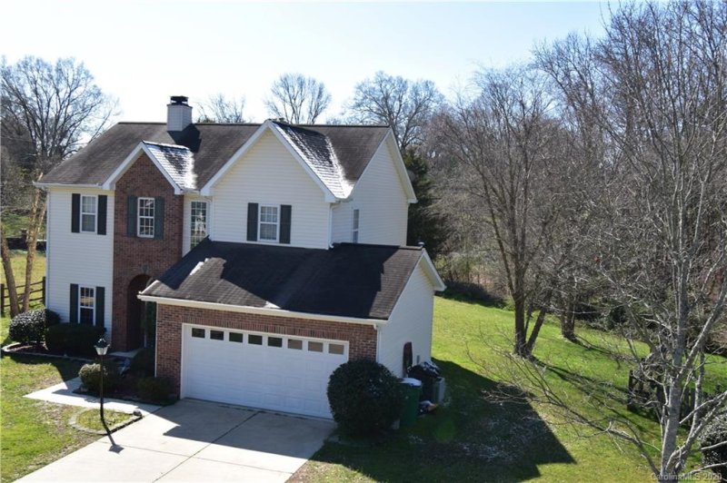 Property image 2 at 4125 Huntmeadow Drive, Charlotte, NC 28269