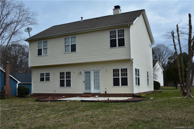 Property image 3 at 4125 Huntmeadow Drive, Charlotte, NC 28269