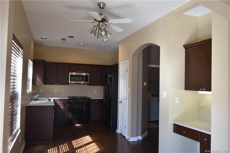 Property image 4 at 4125 Huntmeadow Drive, Charlotte, NC 28269