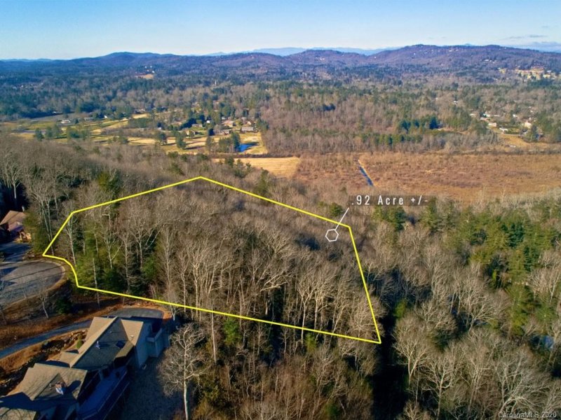 Property image 3 at 230 High Road Overlook, Hendersonville, NC 28739