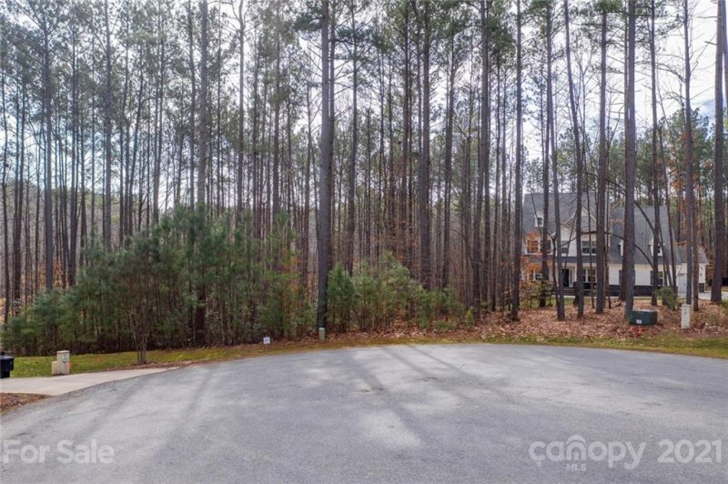 Property image 2 at Lot 9 Kingfisher Court, Denver, NC 28037