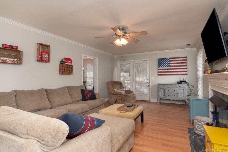 Property image 3 at 20512 Willow Pond Road, Cornelius, NC 28031