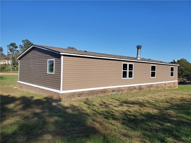 Property image 3 at 3109 Rickwood Drive, Newton, NC 28658