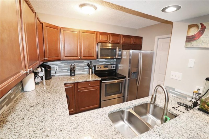 Property image 5 at 2308 Brookview Court, Rock Hill, SC 29732