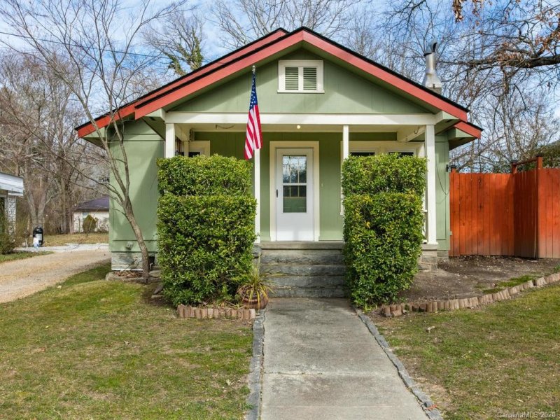 Property image 2 at 230 Substation Street, Hendersonville, NC 28792