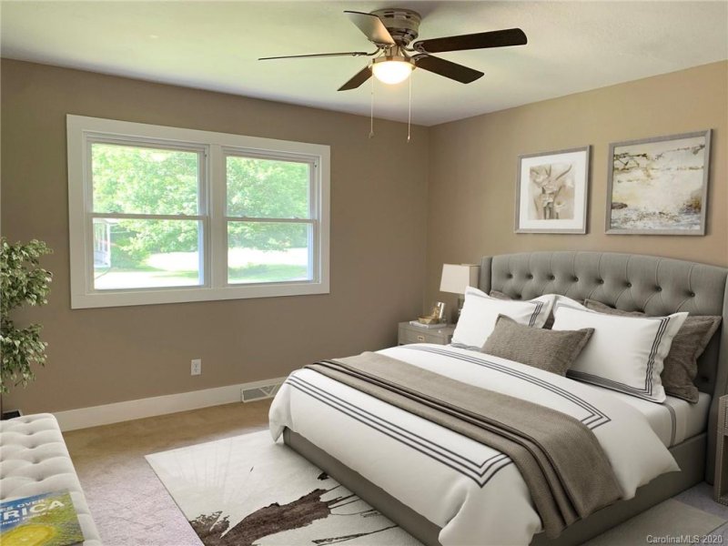 Property image 4 at 17 Grove Street, Brevard, NC 28712