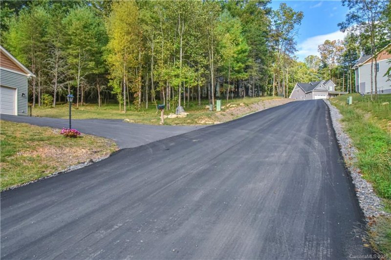 Property image 3 at 99999 Clay Street, Fairview, NC 28730