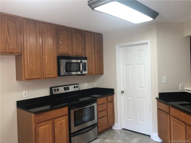 Property image 3 at 165 Lancelot Circle, Salisbury, NC 28147