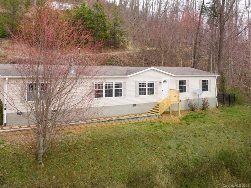 Property image 2 at 75 Hidden Meadow Drive, Candler, NC 28715