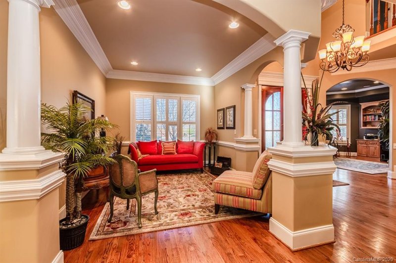 Property image 3 at 9003 Caliterra Drive, Matthews, NC 28104