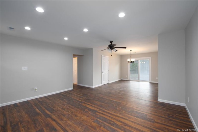 Property image 4 at 4626 Butterwick Lane, Charlotte, NC 28212