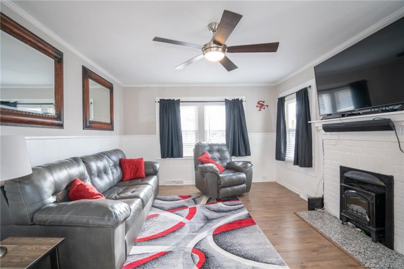 Property image 3 at 202 9th Street, Belmont, NC 28012