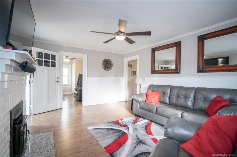 Property image 4 at 202 9th Street, Belmont, NC 28012