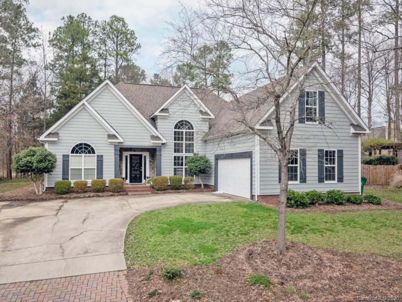 7107 Bevington Woods Lane