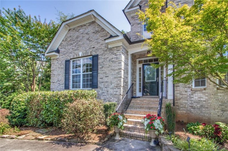 Property image 3 at 109 Clear Springs Road, Mooresville, NC 28115