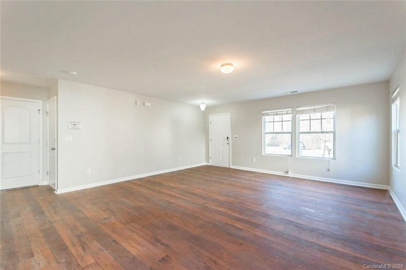 Property image 3 at 1080 Joselynn Drive, Gastonia, NC 28054