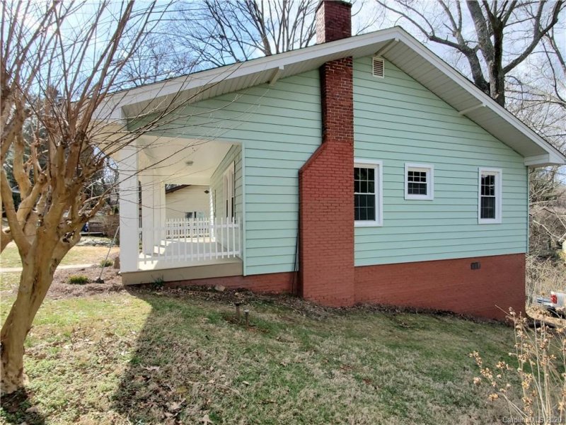 Property image 4 at 21 Sayles Road, Asheville, NC 28803