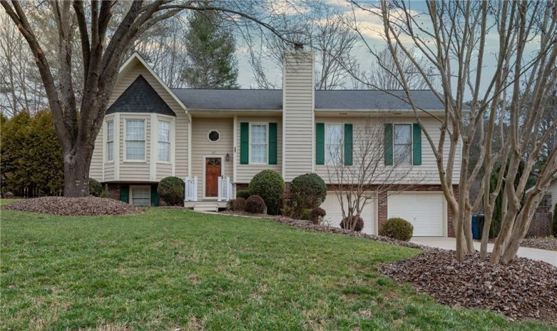 Property image 3 at 307 31st Avenue Court, Hickory, NC 28601