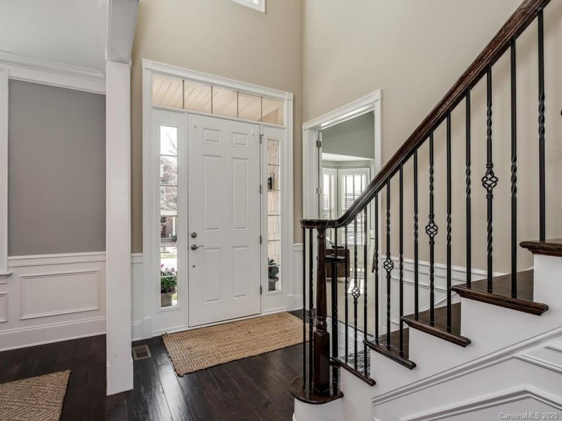 Property image 3 at 8010 Vanderhorn Lane, Charlotte, NC 28226