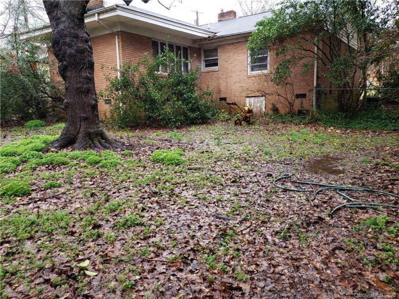 Property image 4 at 218 Walnut Avenue, Mount Holly, NC 28120