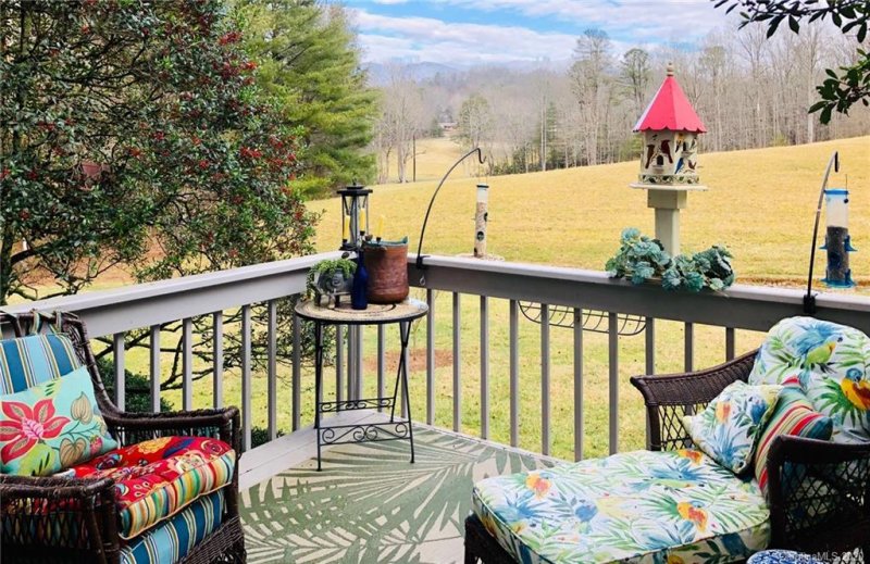 Property image 2 at 1 Lynx Drive, Black Mountain, NC 28711