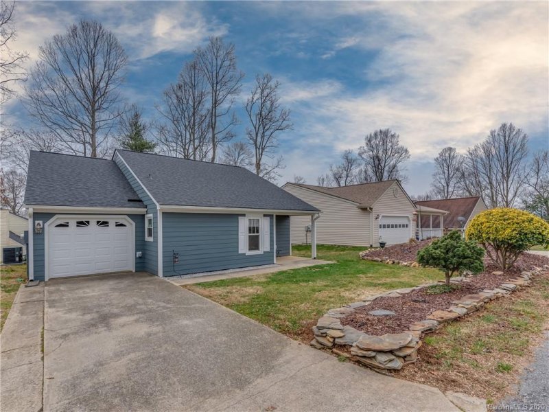 Property image 3 at 54 Foxberry Drive, Arden, NC 28704