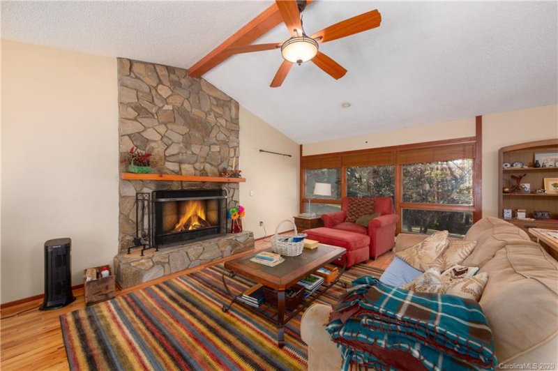 Property image 4 at 254 Chestnut Walk Drive, Waynesville, NC 28786