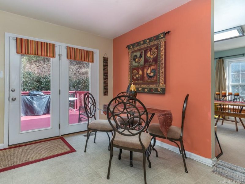 Property image 4 at 258 N Briarcreek Court, Hendersonville, NC 28739