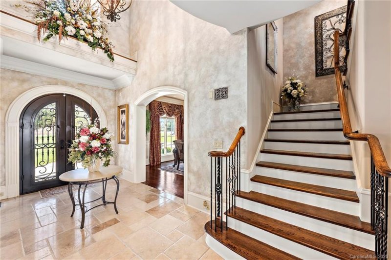 Property image 3 at 14121 Rhone Valley Drive, Charlotte, NC 28278