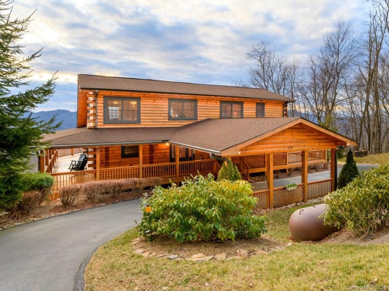 Property image 3 at 178 Erikas Way, Waynesville, NC 28786