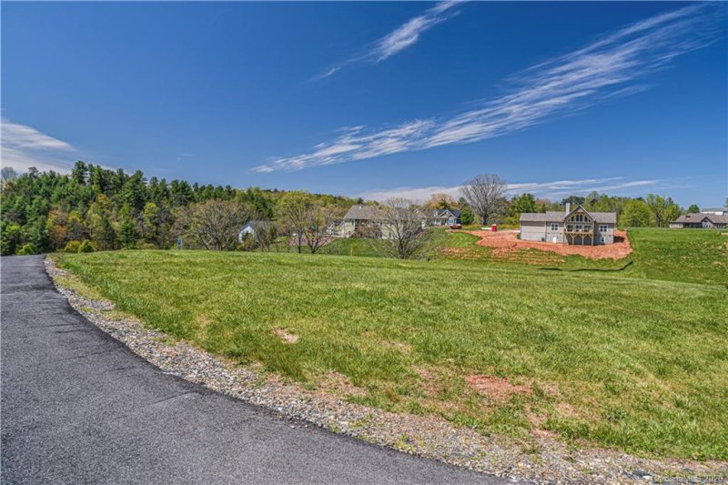 Property image 3 at 57 Horizon Way, Alexander, NC 28701