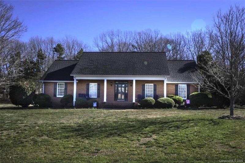 107 Prospector Drive