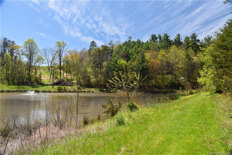 Property image 4 at 63 Horizon Way, Alexander, NC 28701