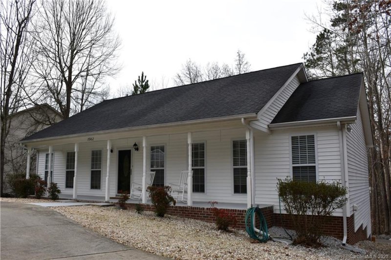 Property image 2 at 7902 Ritter Drive, Charlotte, NC 28270