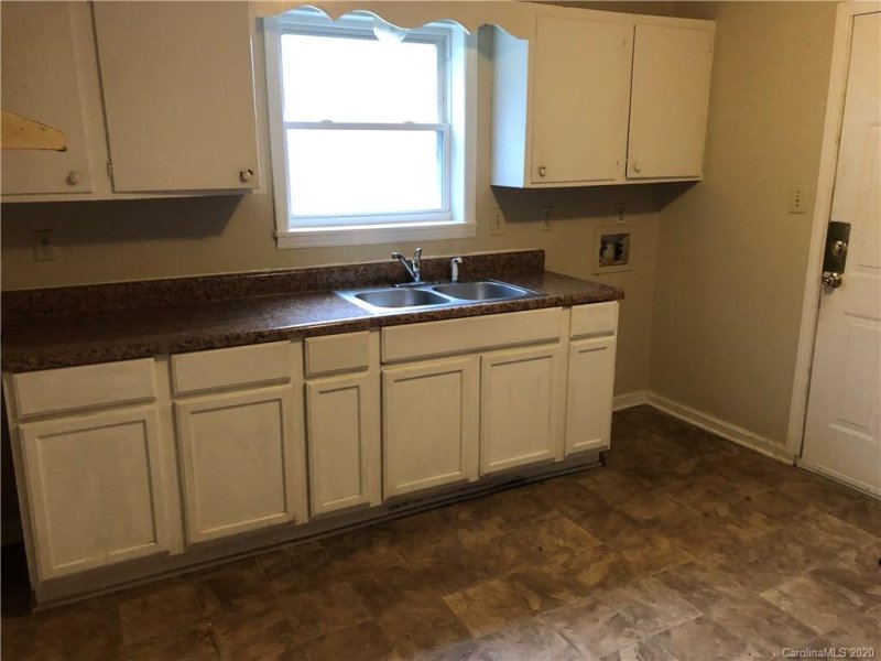 Property image 5 at 9131 Feldbank Drive, Charlotte, NC 28216