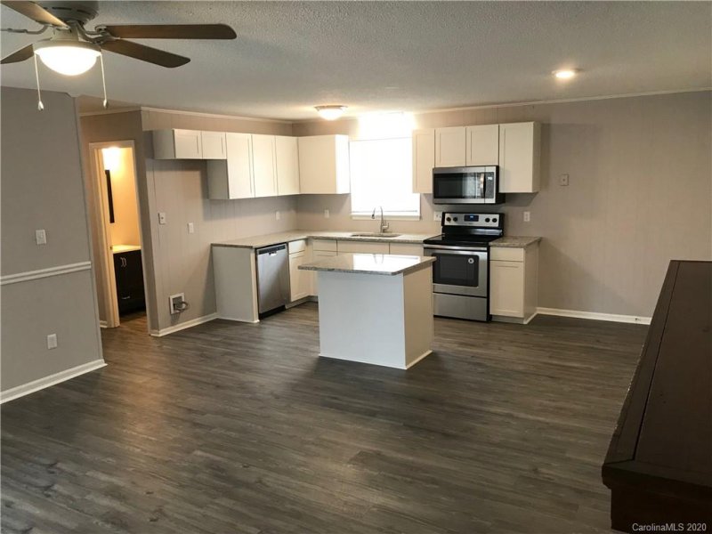 Property image 3 at 4518 Greenwood Drive, Gastonia, NC 28052