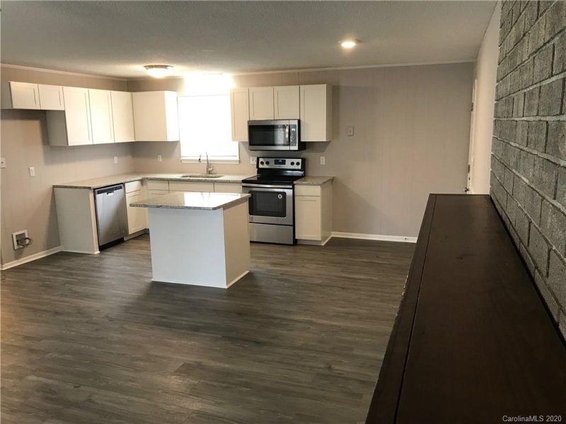 Property image 4 at 4518 Greenwood Drive, Gastonia, NC 28052