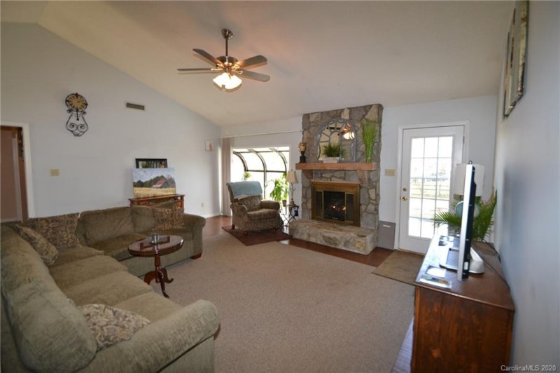 Property image 5 at 115 Topaz Place, Mooresville, NC 28117